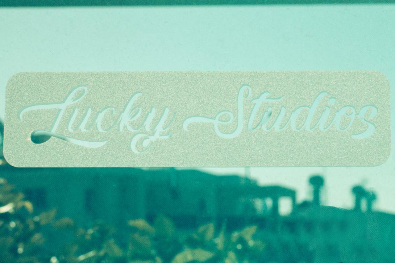 Lucky 2 Apartment พาราลิมนี ภายนอก รูปภาพ
